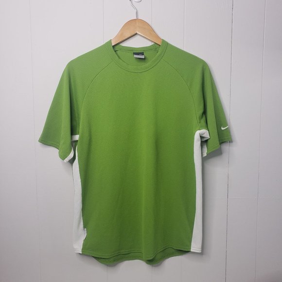 Nike Other - NIKE SPHERE DRY SHIRT